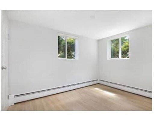 Building Photo - 118 W Emerson St