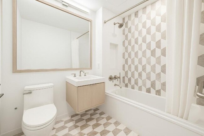 Building Photo - 1 bedroom in Queens NY 11101
