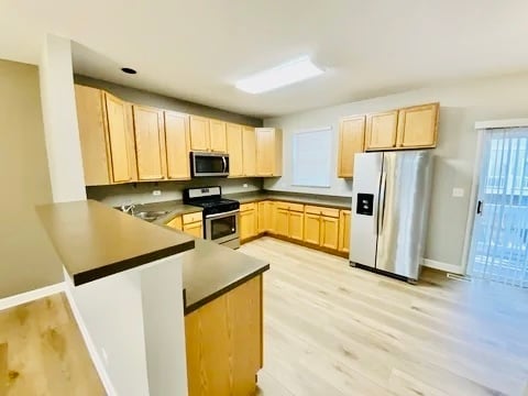 Building Photo - 613 N Hidden Prairie Ct