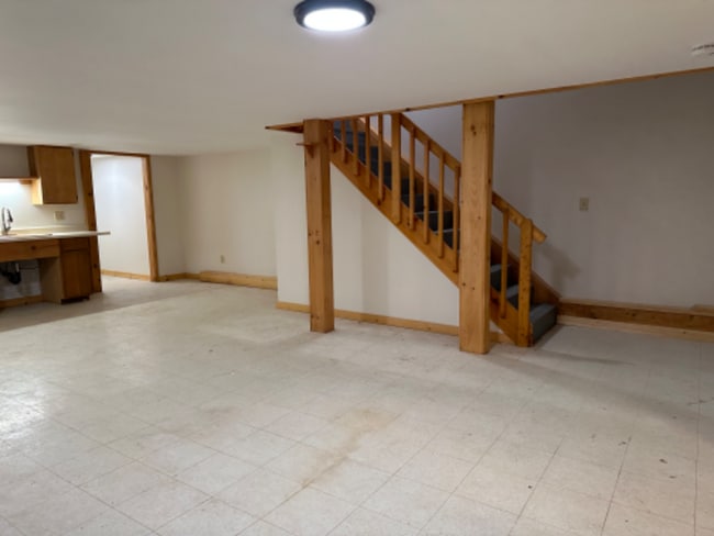 Building Photo - 171 West St