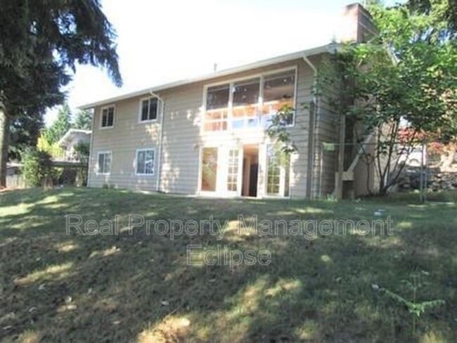 Building Photo - 533 157th Ave SE
