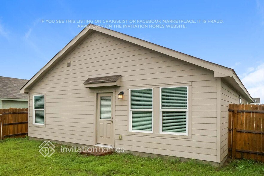 Building Photo - 10627 Varmus Dr