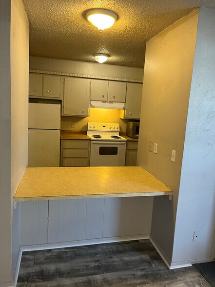 Building Photo - 5706 Brownfield Dr