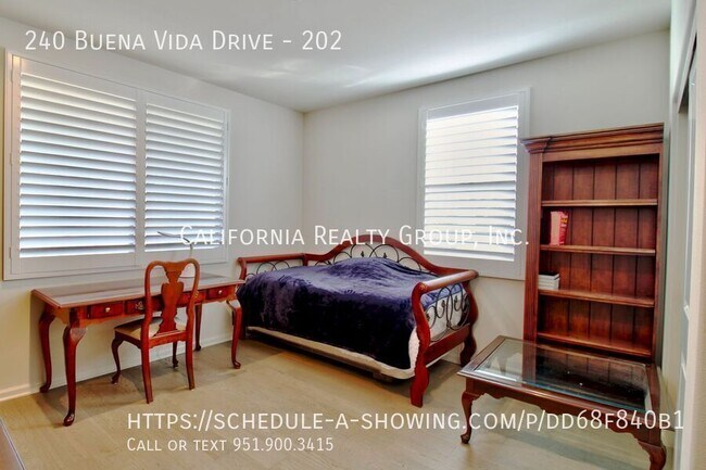 Building Photo - 240 Buena Vida Dr