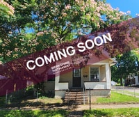 Building Photo - Charming 3-bedroom, 1-bath home with a bright living space, spacious bedrooms, and an easy-to-mai...