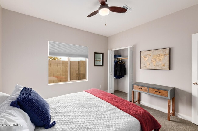 Building Photo - 2647 E Contention Mine Rd