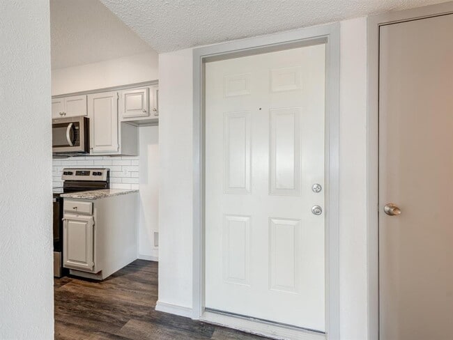 Building Photo - 11450 Audelia Rd