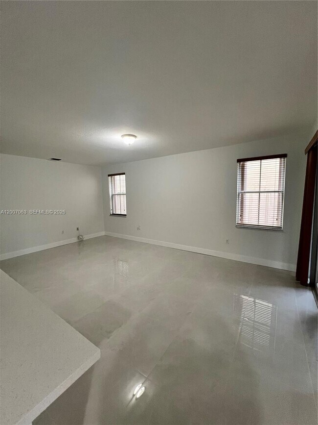 Building Photo - 16475 SW 84th Ln