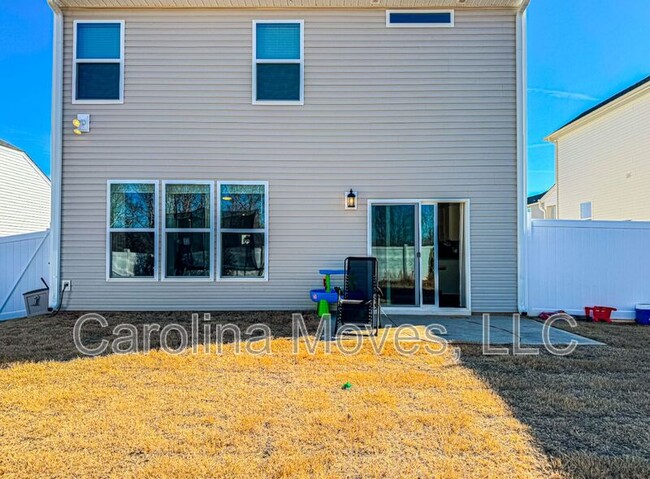 Building Photo - 1041 Maraschino Wy