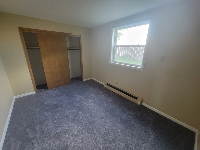 Building Photo - 3918 21st Avenue Pl SW
