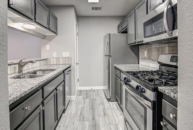 Building Photo - 12220 Tyson Cove