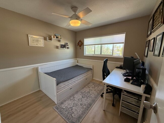 Building Photo - 1459 Deauville Pl