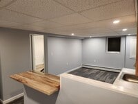 Building Photo - 144 Oriole Rd