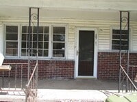 Building Photo - Charming 2-Bedroom Home in a Convenient Sumter Location