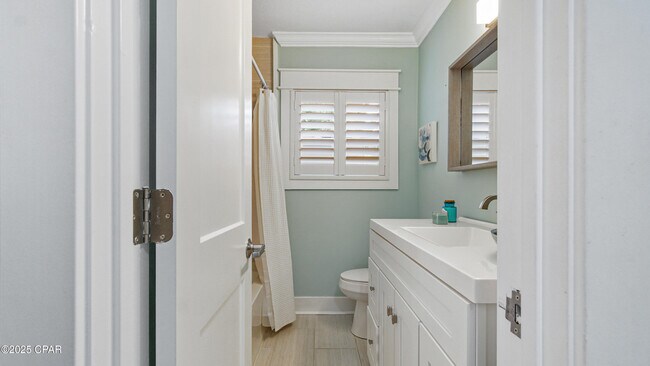 Building Photo - 2501 High Ave