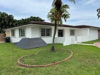 Building Photo - 955 SW 87th Ct