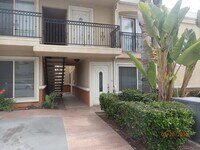 Building Photo - 2-Bed/1-Bath Condo w/Pool