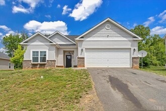 Building Photo - 261 Crystal Ln