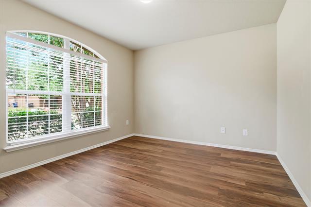 Building Photo - 148 Briar Grove Dr