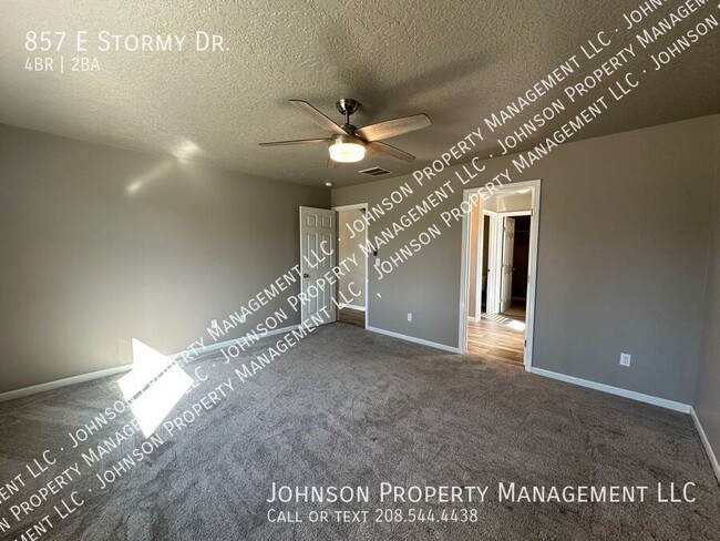 Building Photo - Spacious 4-Bedroom Home with Bonus Room, 3...