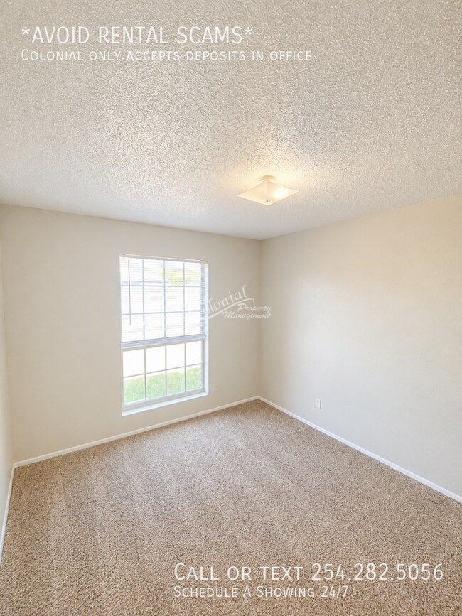 Building Photo - 3704 Saratoga-