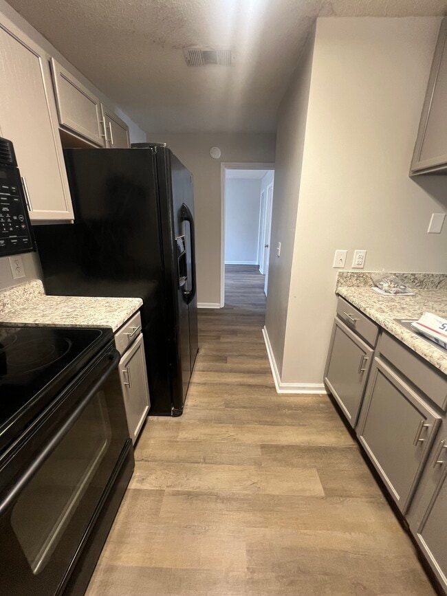 Building Photo - 1942 Baywind Ct