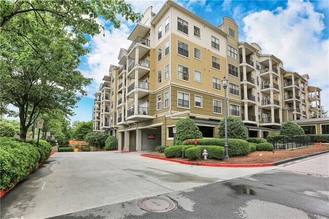 Building Photo - 799 Hammond Dr NE