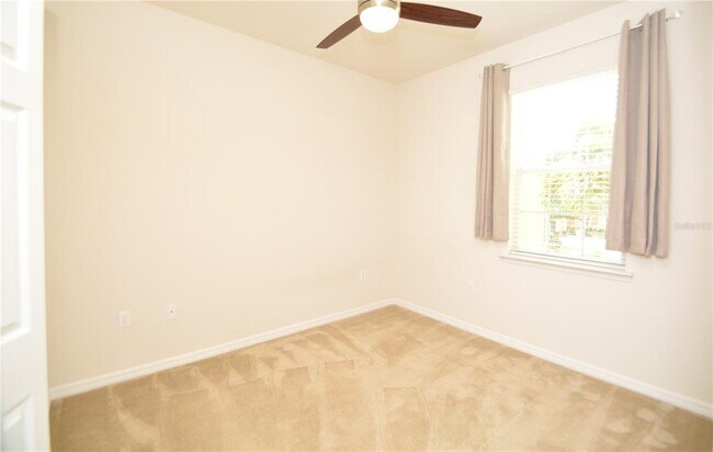 Building Photo - 7770 Moonstone Dr