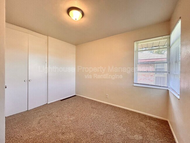 Building Photo - 2278 Nelson Ave SE