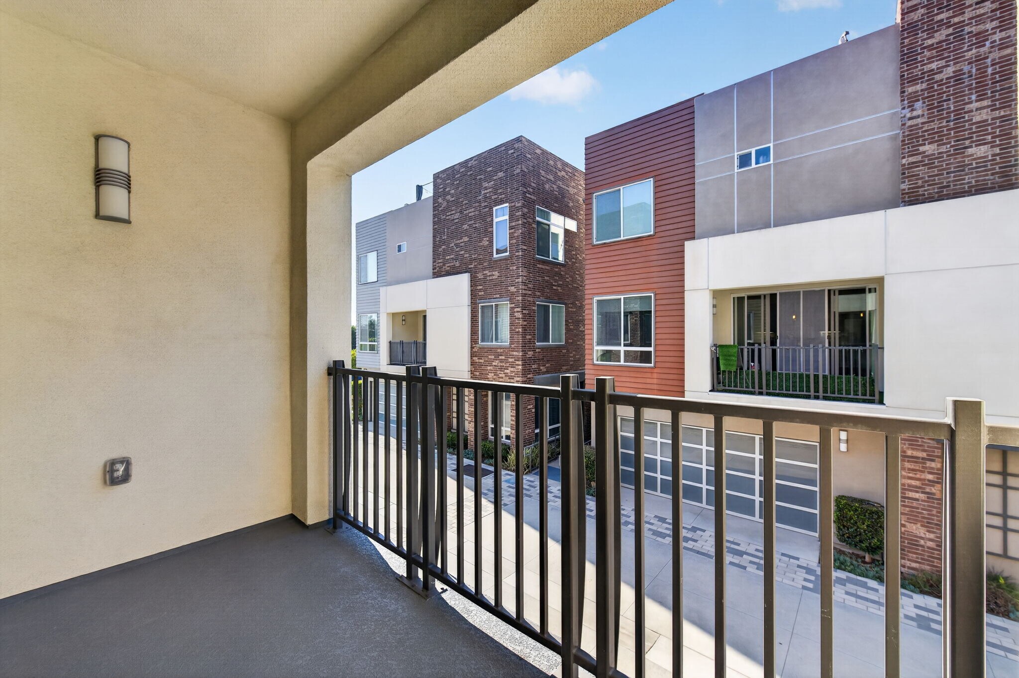 Building Photo - 821 Brickyard Ln