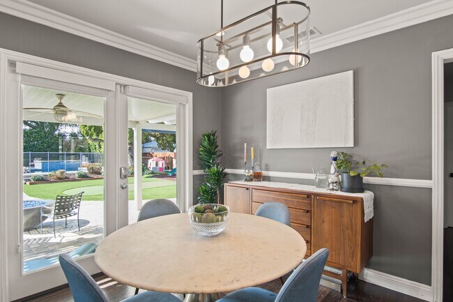 Building Photo - 6835 Aldea Ave