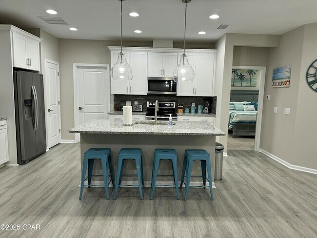 Building Photo - 8436 Dreams Float Ct