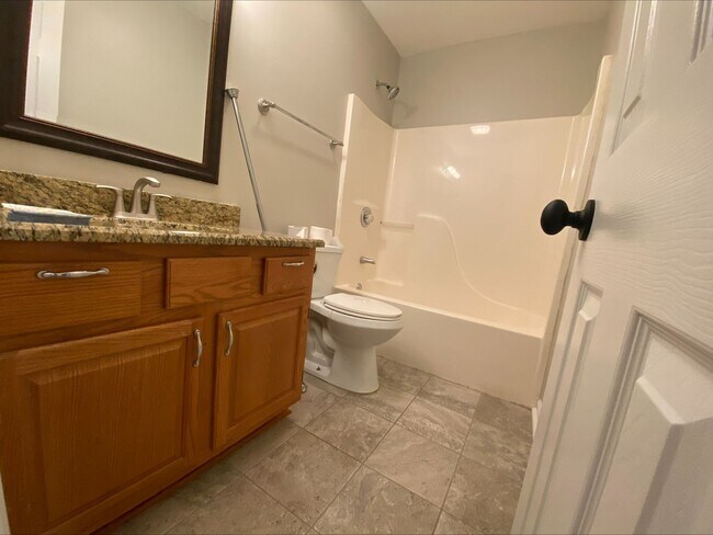 Building Photo - BEAUTIFUL 3 BEDROOM CONDO IN THE HARDIN VALLEY AREA!!!