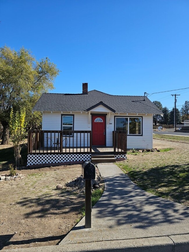 Primary Photo - Original 1904 Style Home