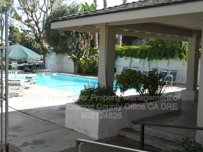 Building Photo - 17701 Brittany Ln