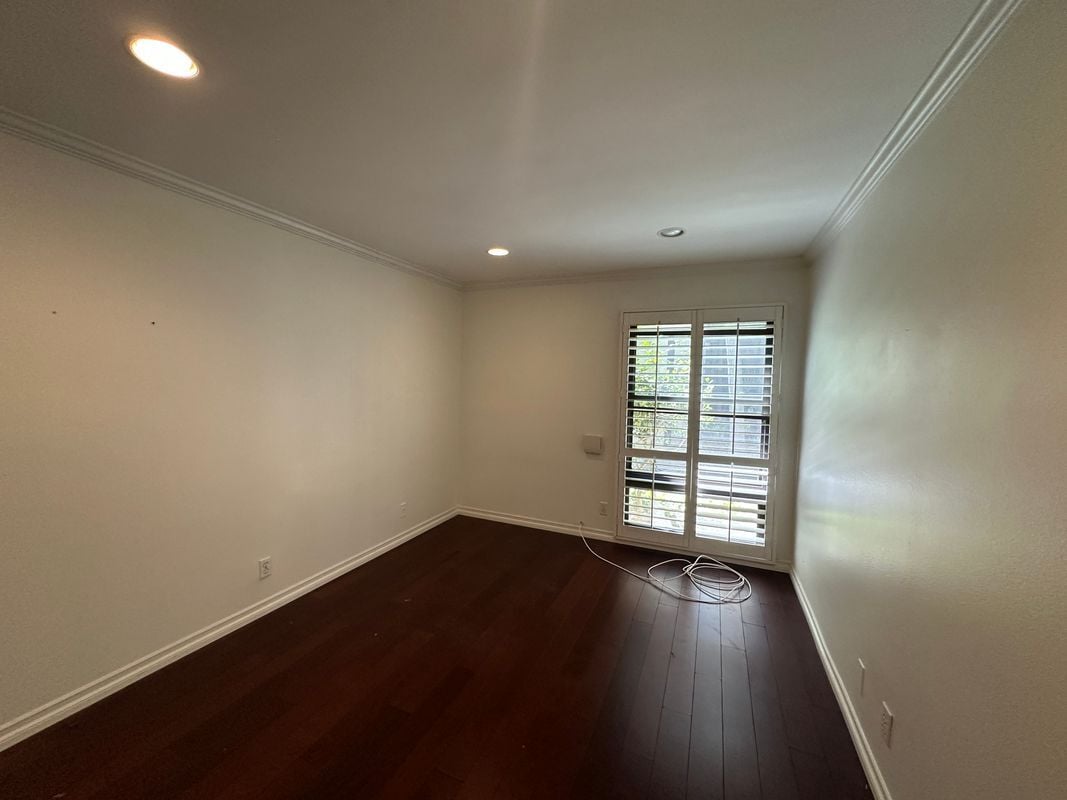 Building Photo - 7777 W 91st St