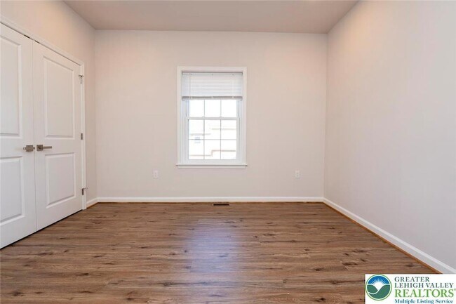 Building Photo - 803 Atlantic St