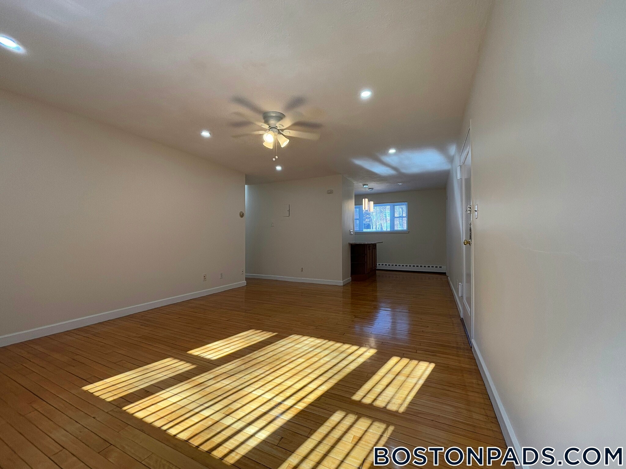 Building Photo - 63 Parkman St