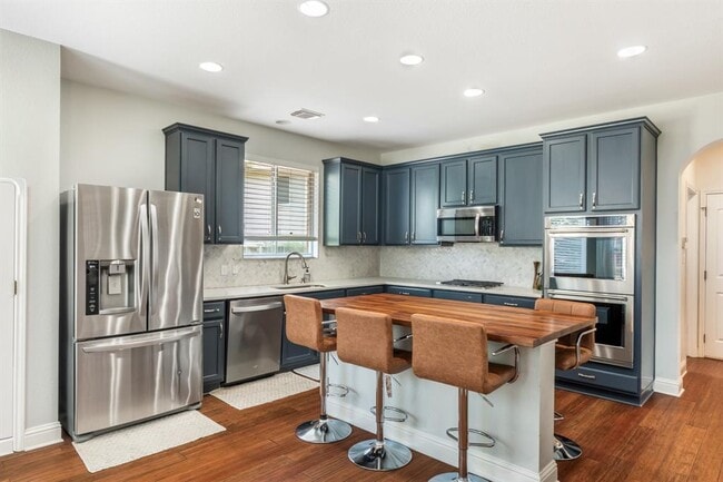 Building Photo - 1107 Hollybrook Cove