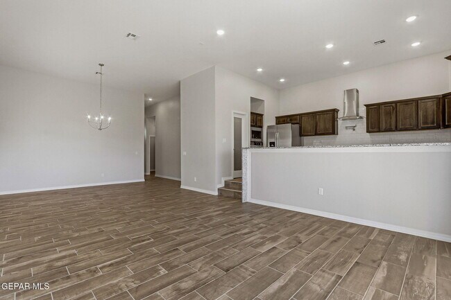 Building Photo - 957 Gulf Streams Ave