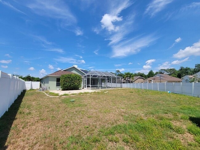 Building Photo - 7916 Roundelay Dr
