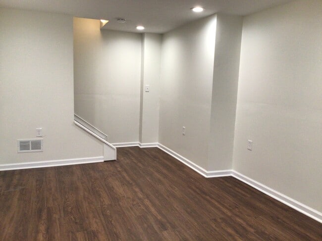 Building Photo - 726 Heartland Meadows Dr