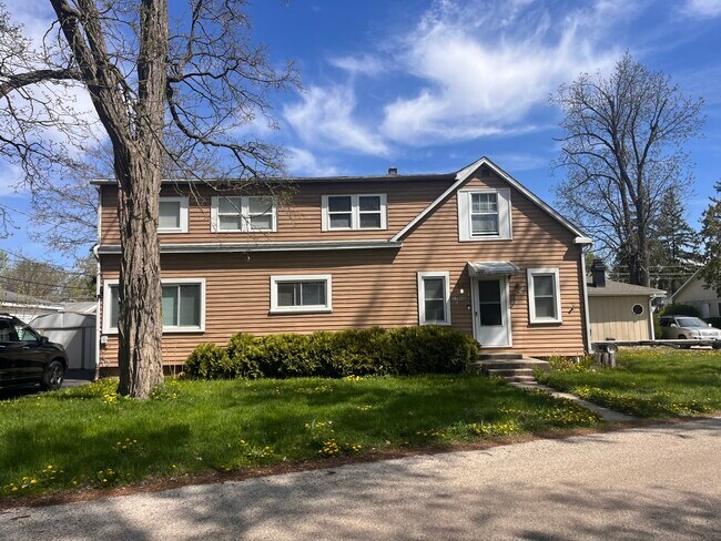 Primary Photo - 27968 N Ash St