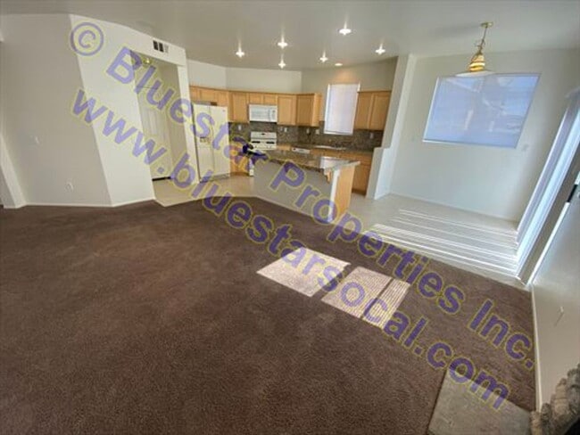 Building Photo - Beautiful 2 Story Home with 3 Car Garage In Victorville