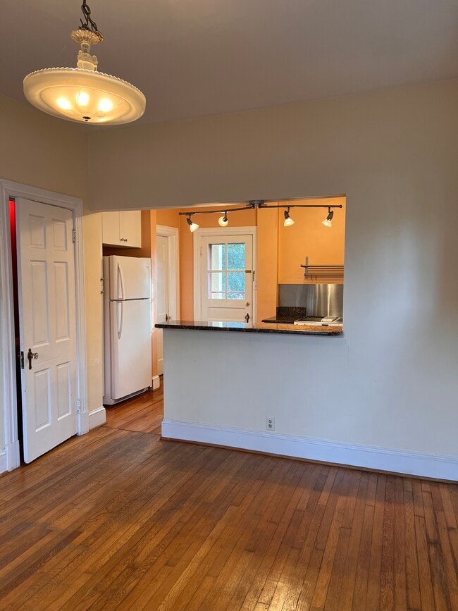 Building Photo - 3213 Condie St