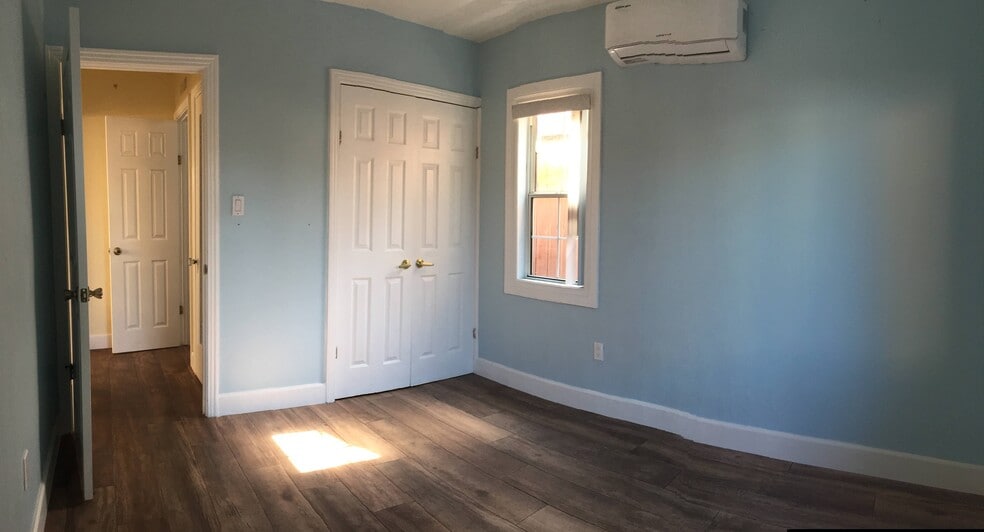 Back Bedroom - 2120 Laverna Ave