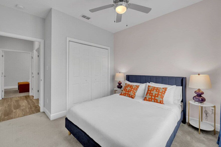 Building Photo - 954 Indigo Creek Way