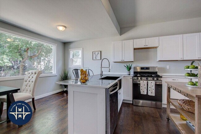 Building Photo - 1624 E Belleview Pl