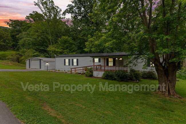Primary Photo - 177 Riddle Rd