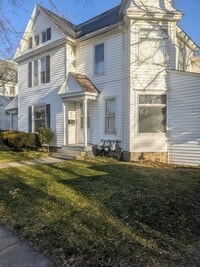 Building Photo - 118.5 W Walnut St